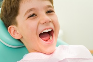 Hàn răng cho bé 3 tuổi là cần thiết để bảo tồn răng sữa