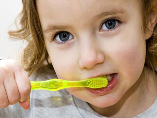 Tình trạng đau răng ở trẻ em, cách giảm đau răng tại nhà 2